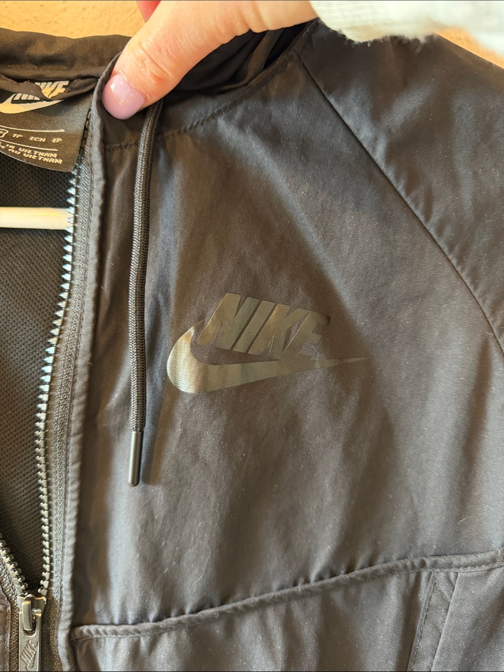 Nike Jacket - Picture 3 of 8